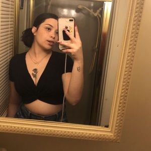 Meet your Posher, Elizabeth